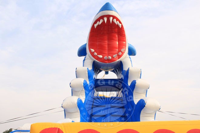 贵州鲨鱼水滑梯